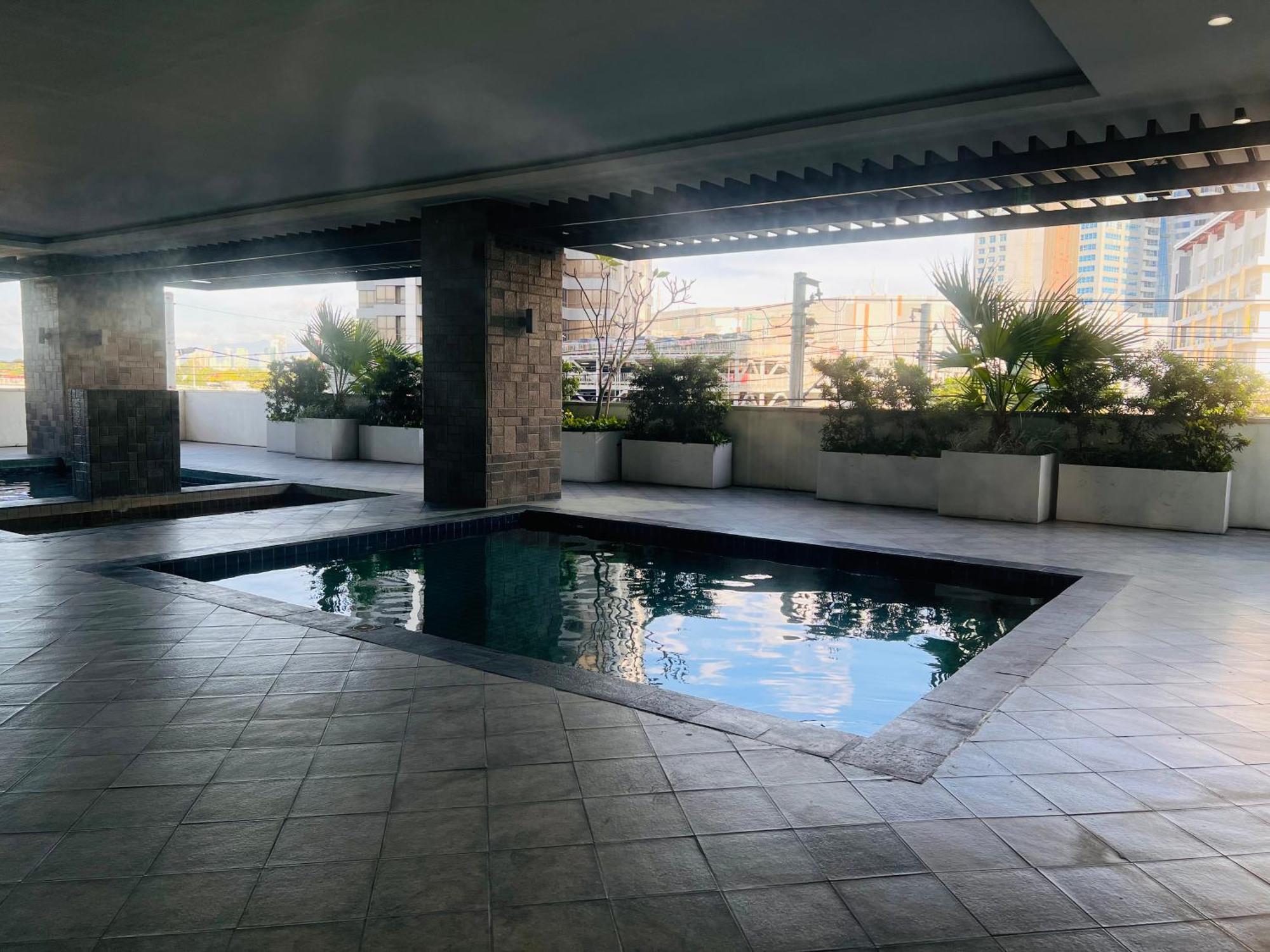 Ama Tower Residences, 8Th Flr, Near Dmw And Sm Megamall Mandaluyong Екстер'єр фото