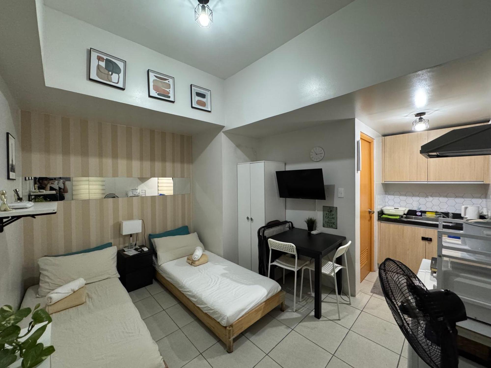 Ama Tower Residences, 8Th Flr, Near Dmw And Sm Megamall Mandaluyong Екстер'єр фото